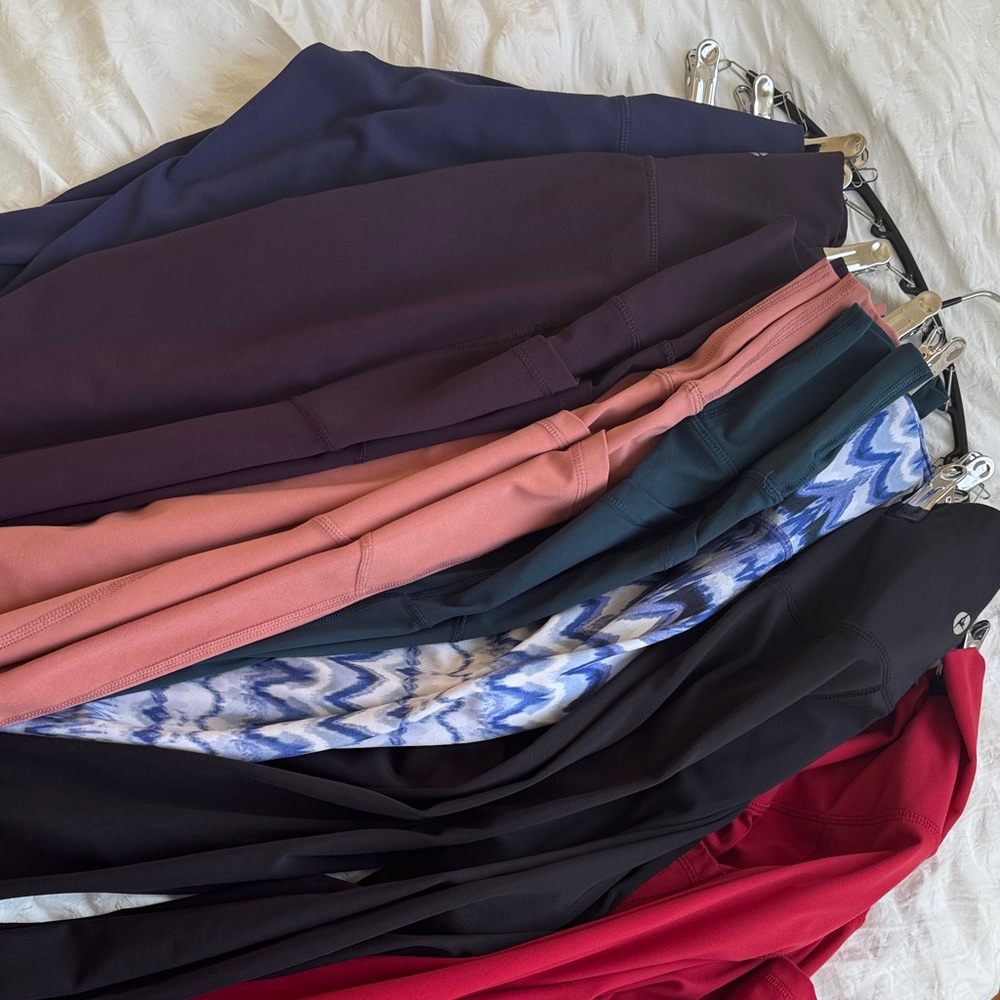 7 leggings used in very good condition for 80$